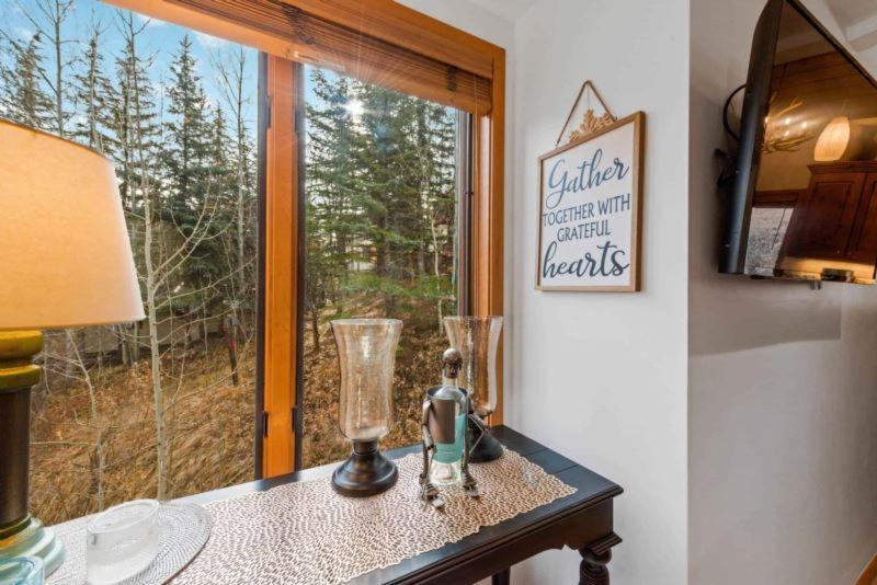 Ridgepoint Townhome 198 By East West Hospitality Beaver Creek Eksteriør billede